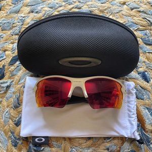 Oakley sport sunglasses